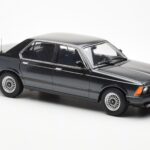 BMW 733i E23 Black Metallic KK-Scale 1:18 - image 4 of 6