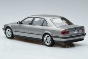 BMW 7 Series E38 750iL Otto 1:18 OT952 Resin — photo 5 of 6