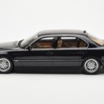BMW 750iL E38 Black Otto 1:18 - image 3 of 6