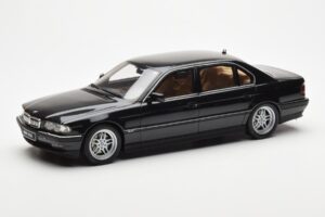 BMW 750iL E38 Black Otto 1:18 OT609