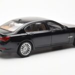 BMW 750Li F02 Facelift Carbon Black Kyosho 1:18 - image 3 of 8