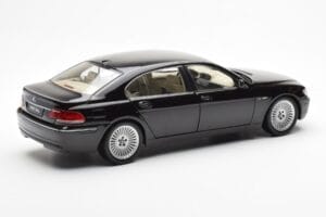 BMW 760Li E66 Black Kyosho 1:18 08572BK Diecast — photo 3 of 9