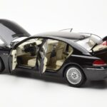 BMW 760Li E66 Black Kyosho 1:18 - image 5 of 9