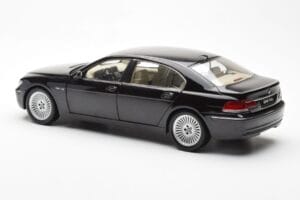 BMW 760Li E66 Black Kyosho 1:18 08572BK Diecast — photo 7 of 9
