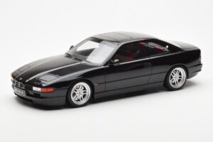 BMW 850 CSi E31 Black Otto 1:18 OT827