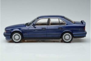 BMW Alpina B10 4.6 E34 Blue MCG 1:18 MCG18230 Diecast — photo 3 of 6