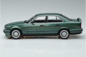 BMW Alpina B10 4.6 E34 Green MCG 1:18 MCG18229 Diecast — photo 3 of 6