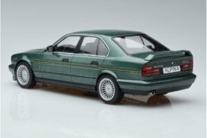 BMW Alpina B10 4.6 E34 Green MCG 1:18 MCG18229 Diecast — photo 5 of 6