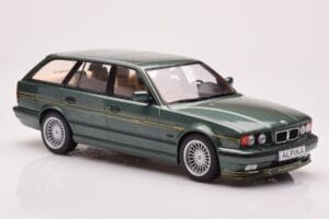 BMW Alpina B10 E34 Touring Dark Green MCG 1:18 MCG18331 Diecast — photo 4 of 6