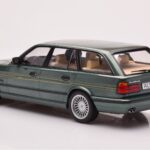 BMW Alpina B10 E34 Touring Dark Green MCG 1:18 - image 5 of 6