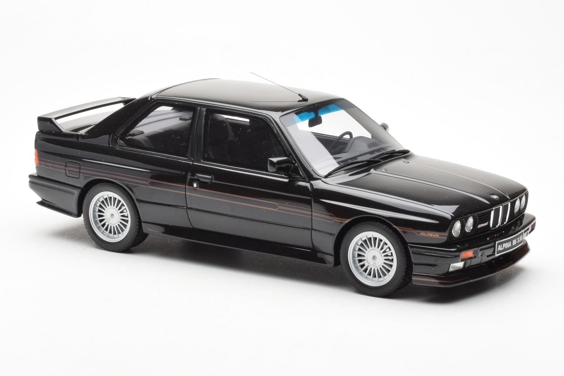 BMW Alpina B6 3.5S M3 E30 Anthracite Grey Otto 1:18 OT632 Resin — photo 4 of 6