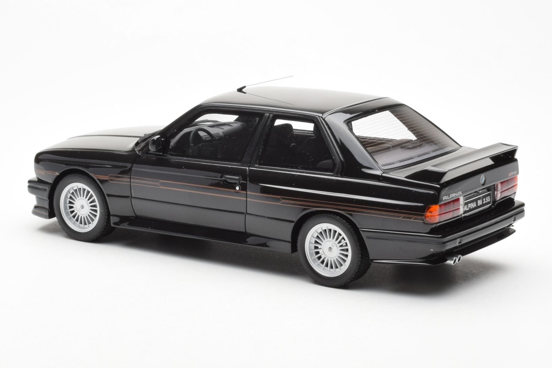 BMW Alpina B6 3.5S M3 E30 Anthracite Grey Otto 1:18 OT632 Resin — photo 5 of 6