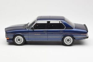 BMW Alpina B7S E12 Turbo Dark Sapphire Blue Metallic Otto 1:18 OT640 Resin — photo 3 of 6