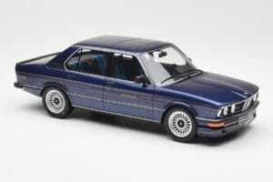 BMW Alpina B7S E12 Turbo Dark Sapphire Blue Metallic Otto 1:18 OT640 Resin — photo 4 of 6