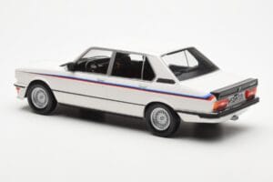 BMW M535i E12 White Norev 1:18 183265 Diecast — photo 4 of 5