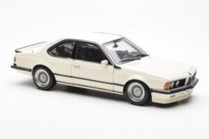 BMW M635 CSi E24 White Dealer Edition AUTOart 1:18 80430145829 Diecast — photo 6 of 8