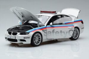 BMW M3 E92 MotoGP Safety Car 2008 Kyosho 1:18 08736GP Diecast — photo 2 of 7
