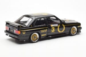 BMW M3 E30 #3 J. Richards Austrian Airlines ATCC 1987 AUTOart 1:18 88745 Diecast — photo 3 of 8