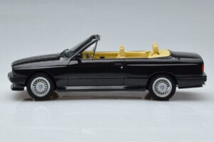 BMW M3 E30 Cabriolet Black Otto 1:18 OT1012 Resin — photo 3 of 6