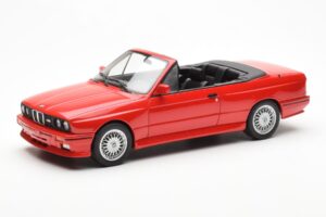 BMW M3 E30 Cabriolet Red Otto 1:18 OT077