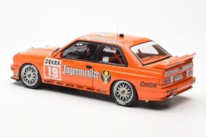BMW M3 E30 #19 A. Hahne Jägermeister DTM 1992 AUTOart 1:18 89248 Diecast — photo 7 of 8