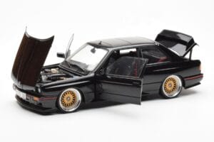 BMW M3 E30 Sport Evolution Black Custom Wheels AUTOart 1:18 70562 Diecast — photo 2 of 8
