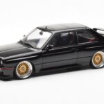 BMW M3 E30 Sport Evolution Black Custom Wheels AUTOart 1:18