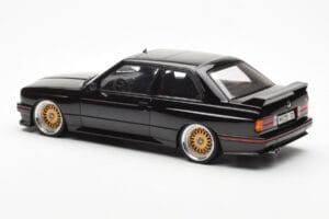 BMW M3 E30 Sport Evolution Black Custom Wheels AUTOart 1:18 70562 Diecast — photo 7 of 8