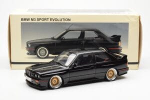 BMW M3 E30 Sport Evolution Black Custom Wheels AUTOart 1:18 70562 Diecast — photo 8 of 8