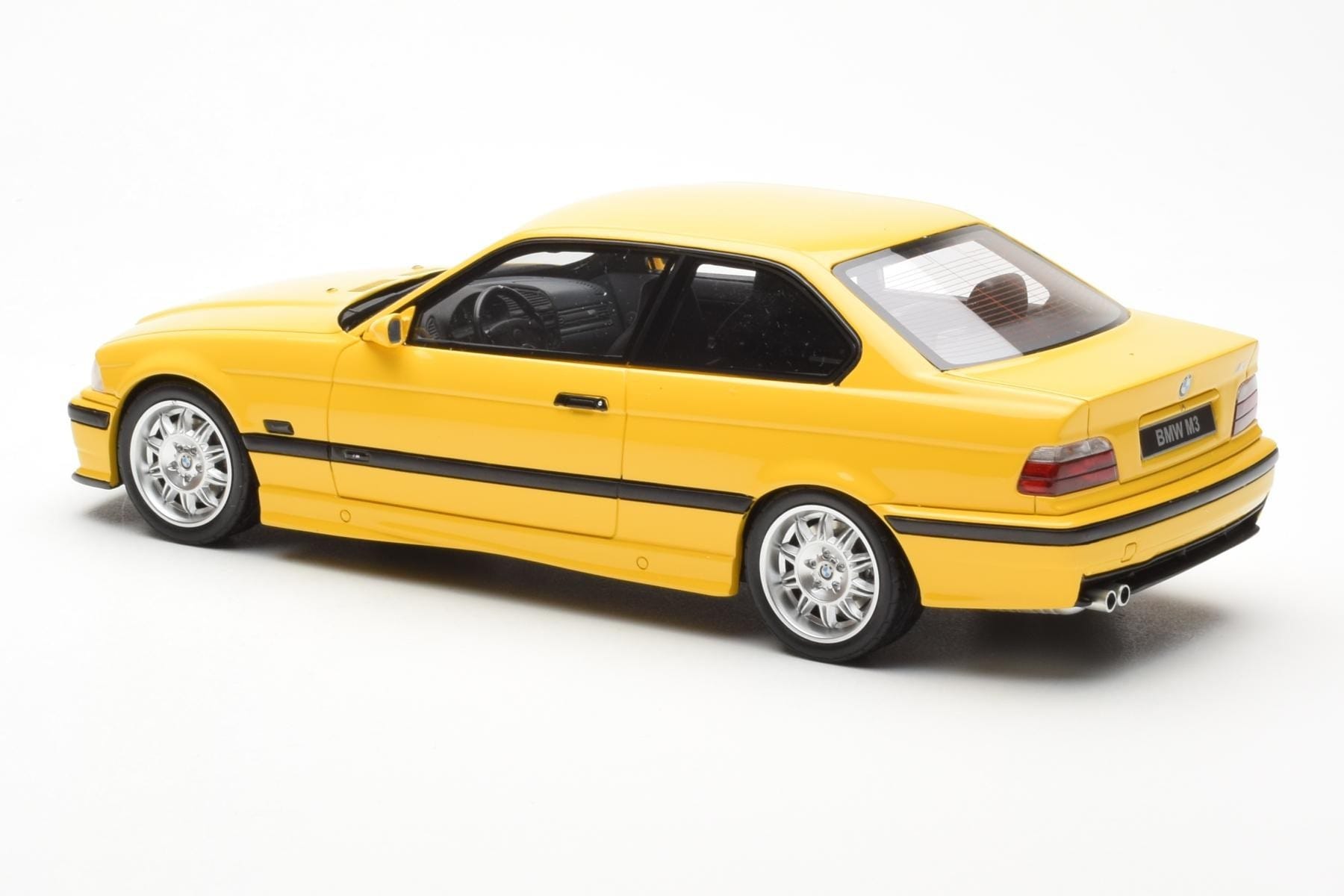 BMW M3 E36 Yellow Otto 1:18 OT666 Resin — photo 5 of 6