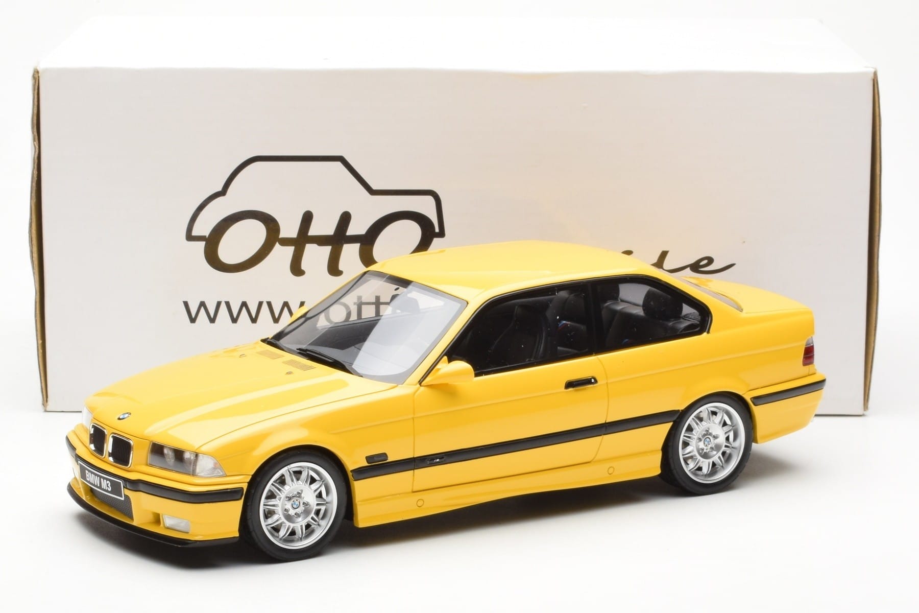 BMW M3 E36 Yellow Otto 1:18 OT666 Resin — photo 6 of 6