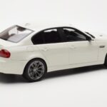 BMW M3 E90 Sedan White GT Spirit 1:18 - image 2 of 6