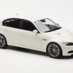 BMW M3 E90 Sedan White GT Spirit 1:18 - image 4 of 6