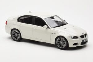 BMW M3 E90 Sedan White GT Spirit 1:18 GT053 Resin — photo 4 of 6