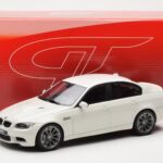 BMW M3 E90 Sedan White GT Spirit 1:18 - image 6 of 6