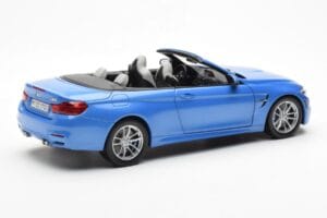 BMW M4 F83 Cabriolet Yas Marina Blue Paragon 1:18 80432339612 Diecast — photo 3 of 8