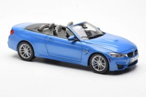 BMW M4 F83 Cabriolet Yas Marina Blue Paragon 1:18 80432339612 Diecast — photo 6 of 8
