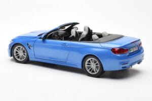 BMW M4 F83 Cabriolet Yas Marina Blue Paragon 1:18 80432339612 Diecast — photo 7 of 8