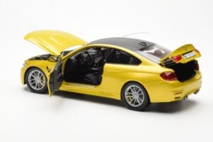 BMW M4 F82 Austin Yellow Metallic Paragon 1:18 80432339606 Diecast — photo 5 of 8
