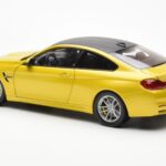 BMW M4 F82 Austin Yellow Metallic Paragon 1:18 - image 7 of 8