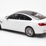 BMW M4 F82 Frozen Brilliant White Paragon 1:18 PA-97101 - image 7 of 8