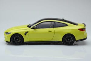 BMW M4 G82 Yellow Dealer Edition Minichamps 1:18 80435A51949 Diecast — photo 4 of 8