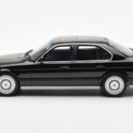 BMW M5 E34 Black Otto 1:18 - image 3 of 6