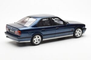 BMW M5 E34 Blue Metallic Otto 1:18 OT576 Resin — photo 2 of 6