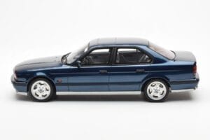 BMW M5 E34 Blue Metallic Otto 1:18 OT576 Resin — photo 3 of 6