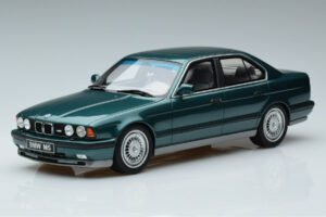 BMW M5 E34 Cecotto Edition Green Otto 1:18