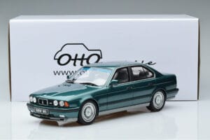 BMW M5 E34 Cecotto Edition Green Otto 1:18 OT968 Resin — photo 6 of 6