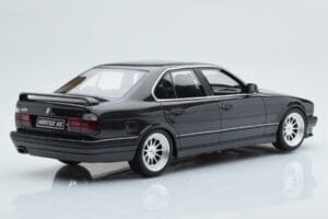 BMW M5 E34 Hartge Black Otto 1:18 OT362B Resin — photo 5 of 6