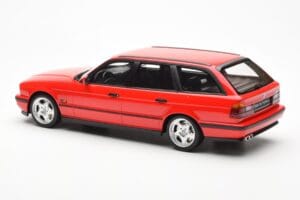 BMW M5 E34 Touring Red Otto 1:18 OT951 Resin — photo 5 of 6