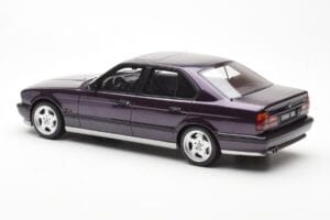 BMW M5 E34 Violet Otto 1:18 OT106 Resin — photo 5 of 6